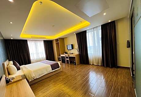Suite with City View