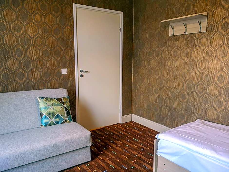 Villa Kadriorg Hostel