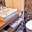 Hotel Capitolina City Chic