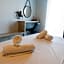 California Beach Hotel - Adults Only