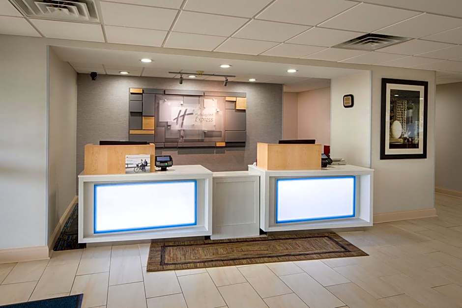 Holiday Inn Express Louisville Northeast By IHG
