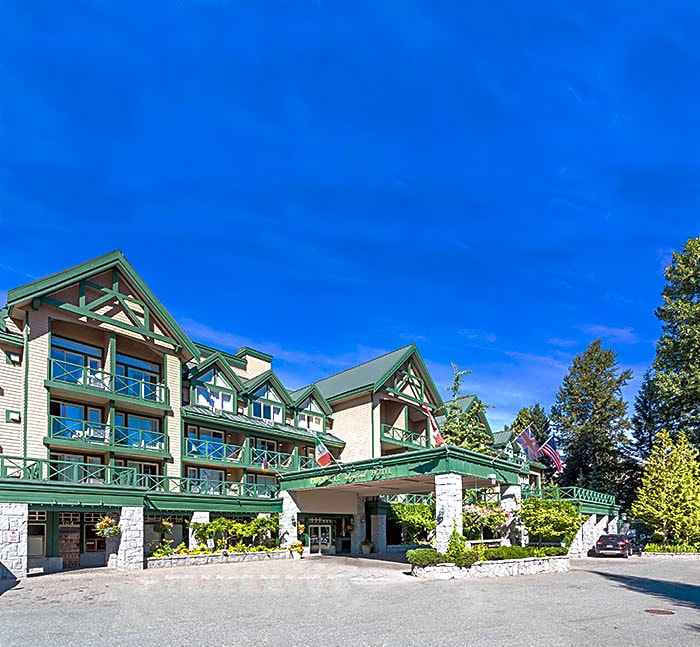 Pinnacle Hotel Whistler