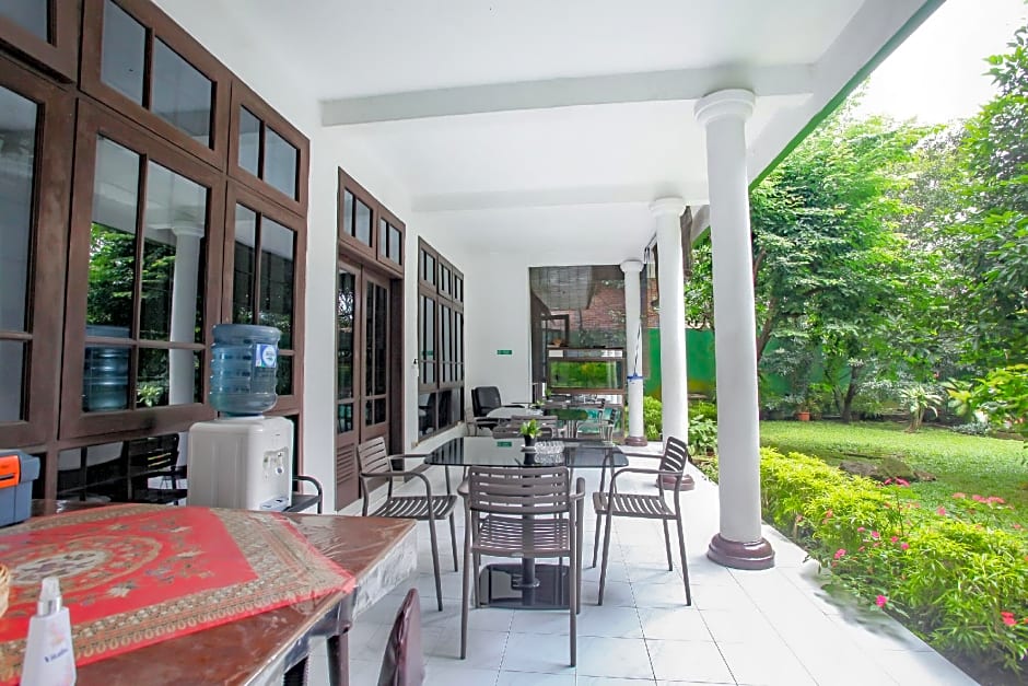 OYO Life 90091 Wisma Pakuan Syariah