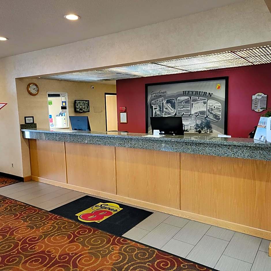 Super 8 by Wyndham Heyburn/Burley Area