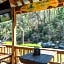 Geneva Hotel & Tiki Bar