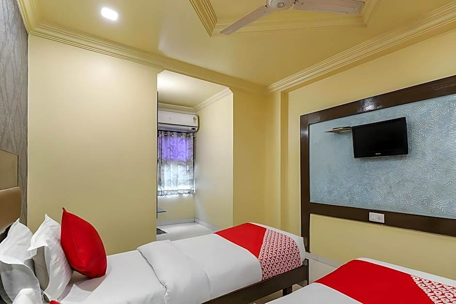 Hotel O Kanchan Palace