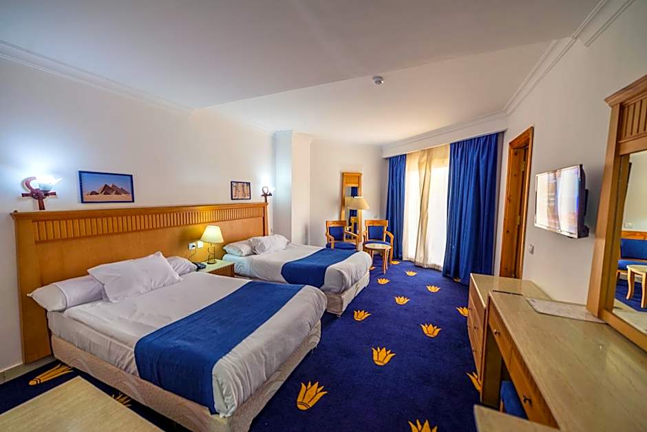 Regency Pyramids Hotel