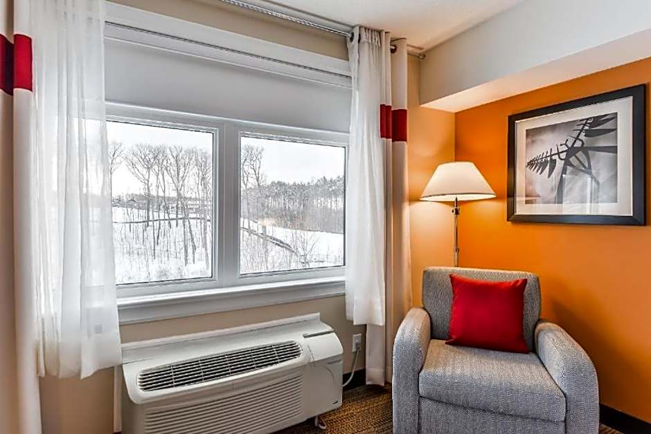 Four Points by Sheraton Barrie