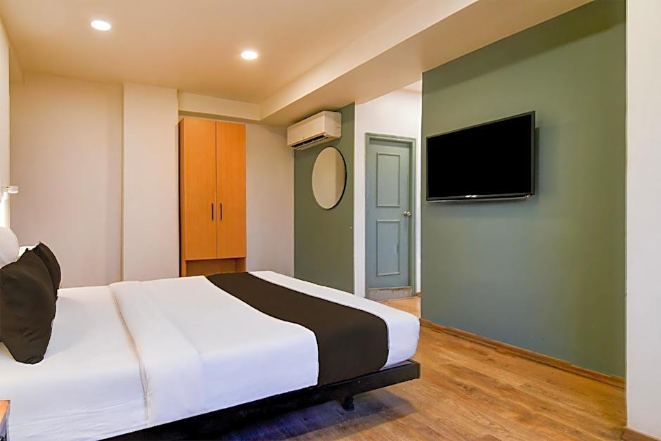 Super Townhouse VIP Road Formerly The Sky