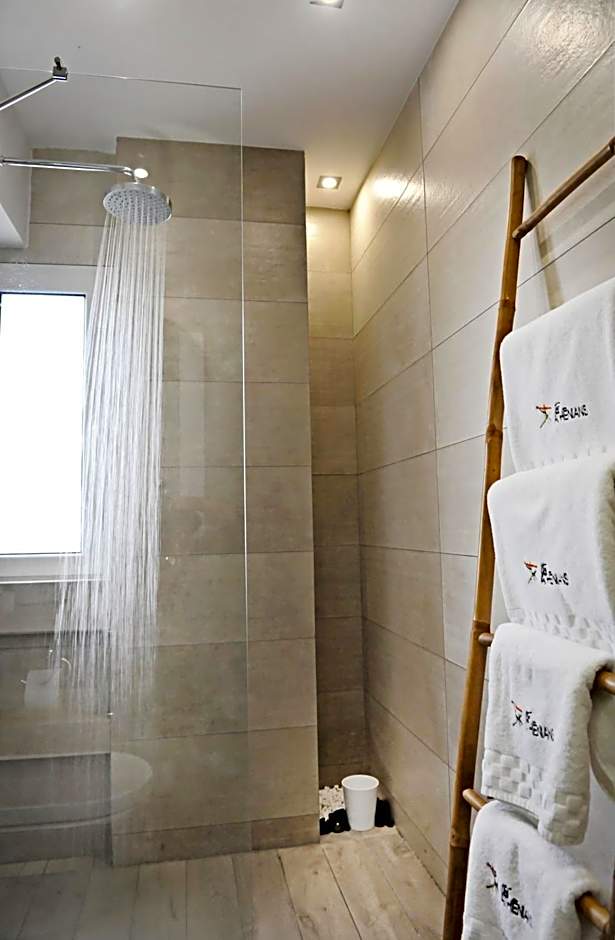 The Athenians Modern Apartments