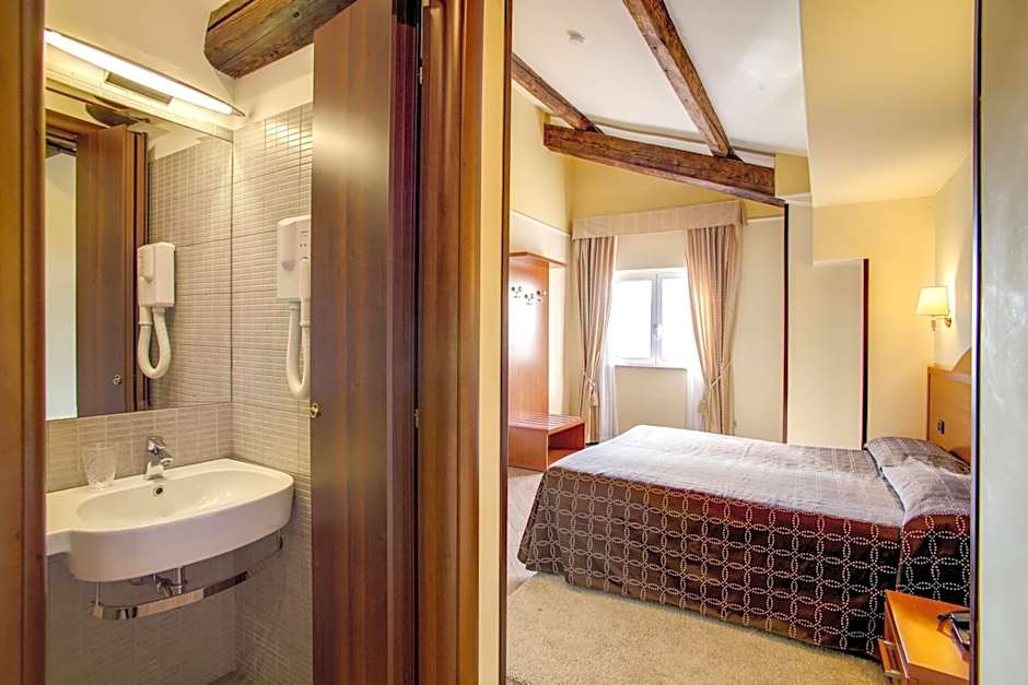 Hotel Roma Tiburtina Metro