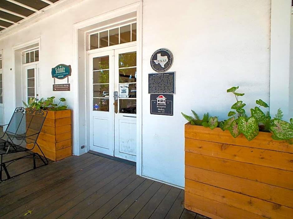 Schmitz Bed & Breakfast