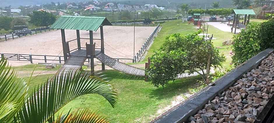 Flat no Condomínio Monte Castelo em Gravatá