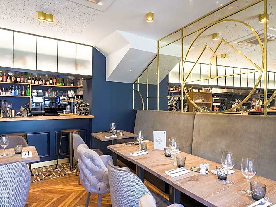 MADISON Saint Jean de Luz - Handwritten Collection