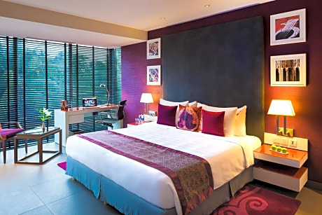 Deluxe King Room with Pool View with Complimentary Beer Bucket and 15% Discount on F&B & Spa