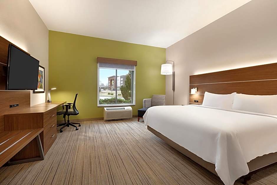 Holiday Inn Express Hotel & Suites Opelika Auburn By IHG