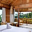 Giriwood Hotel & Villa