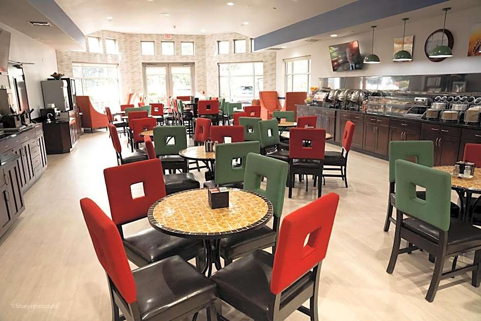 Comfort Suites Airport Tukwila Seattle