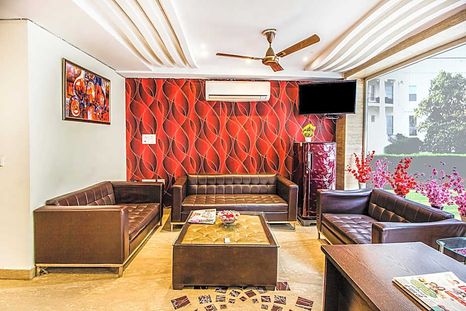 FabExpress Le Continental - Nr New Delhi Railway Station