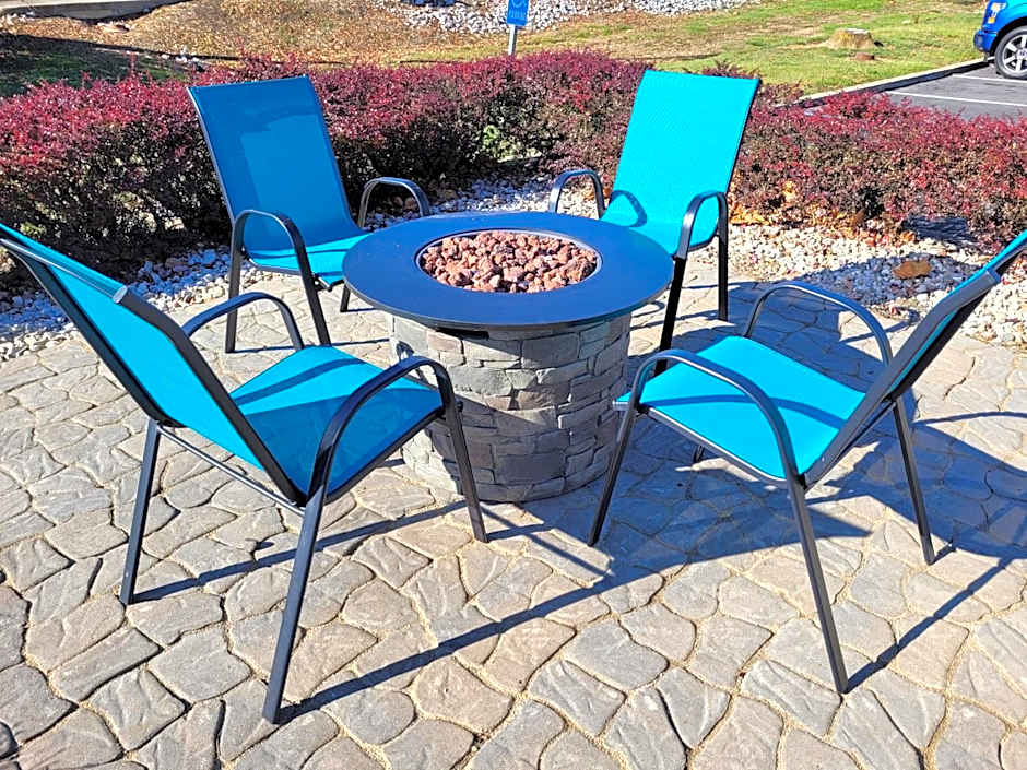 Clarion Pointe Harrodsburg-Danville