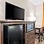 Super 8 by Wyndham Alexandria MN