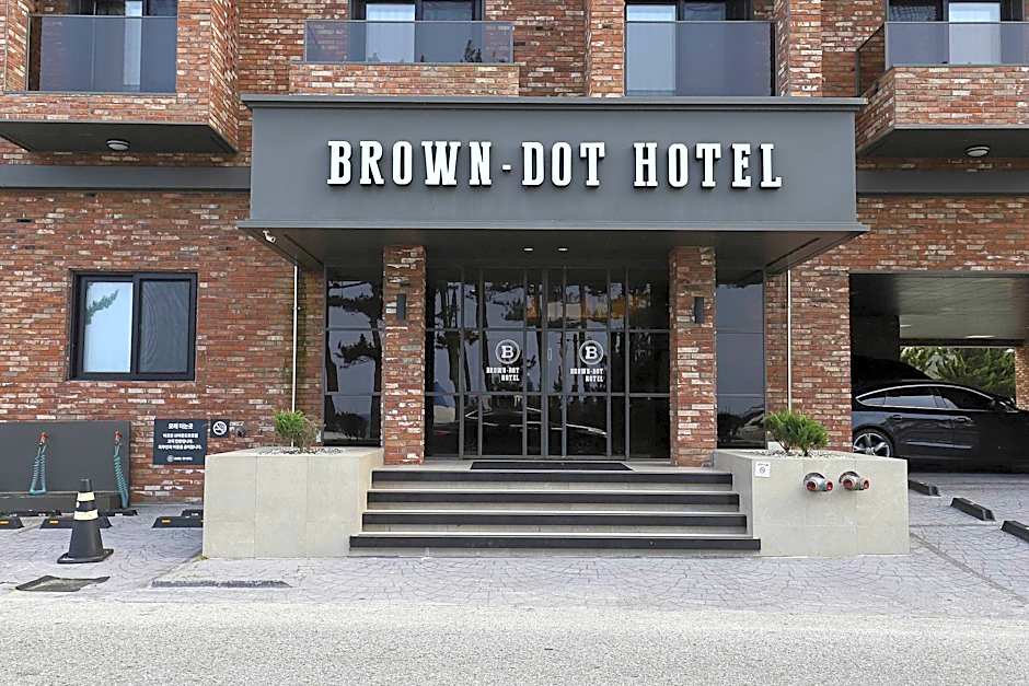Brown Dot Gangneung Gyeongpo