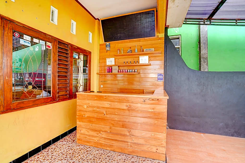 OYO 113676 Wisma Al-fahmi Syariah