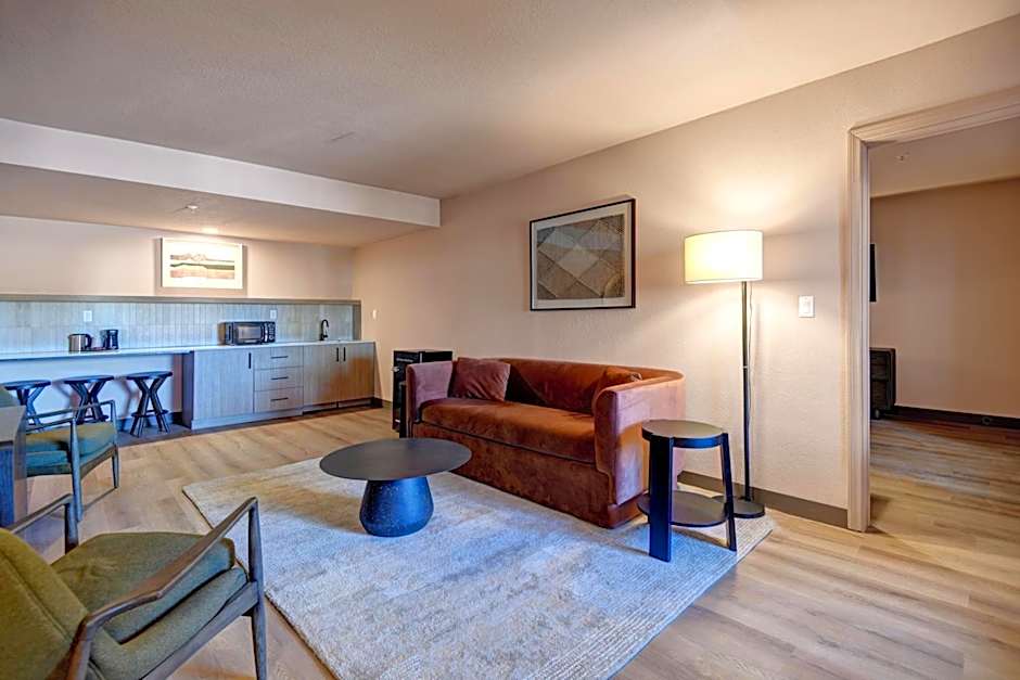 The Dunes Hotel (Palm Springs)