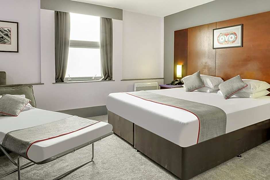OYO Flagship Sheffield City Centre