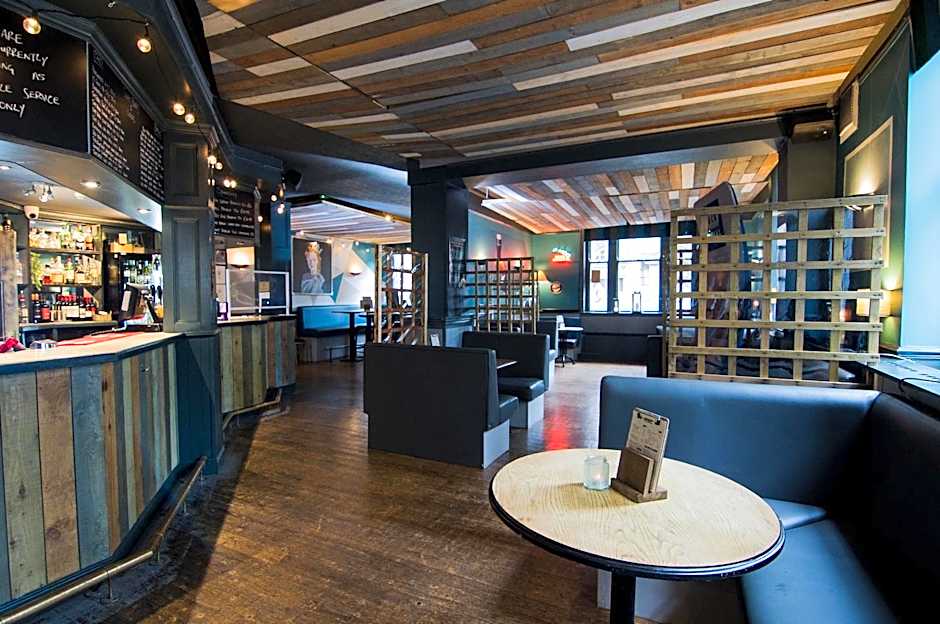 The Royal Hotel and Bar