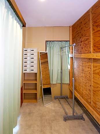 Bunk Bed in 8-Bed Female Dormitory Room