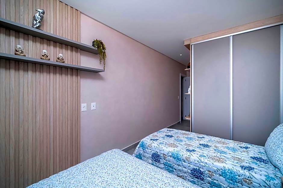 A13 - APARTAMENTO BEIRA MAR NA PRAIA DE BOMBAS 02 SUÍTES