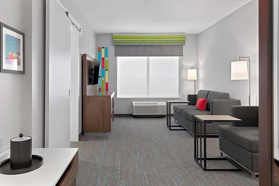Hampton Inn Saline