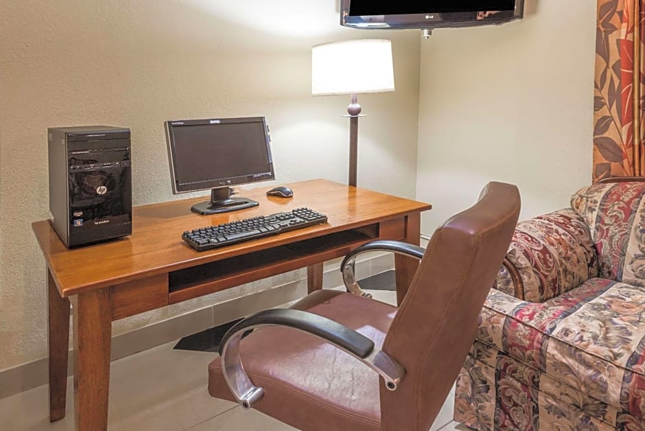 Days Inn by Wyndham Yadkinville