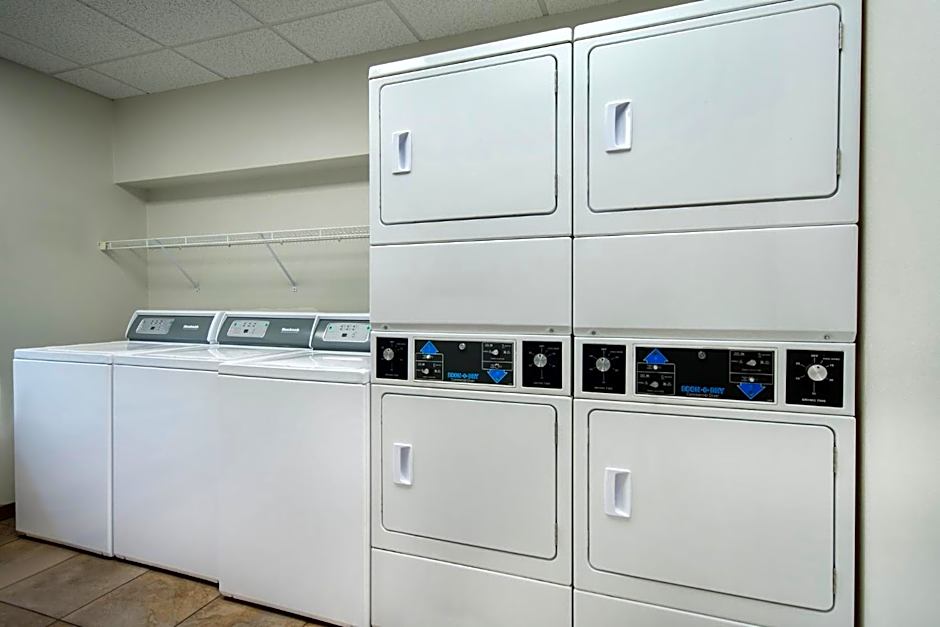 Candlewood Suites Buffalo Amherst by IHG
