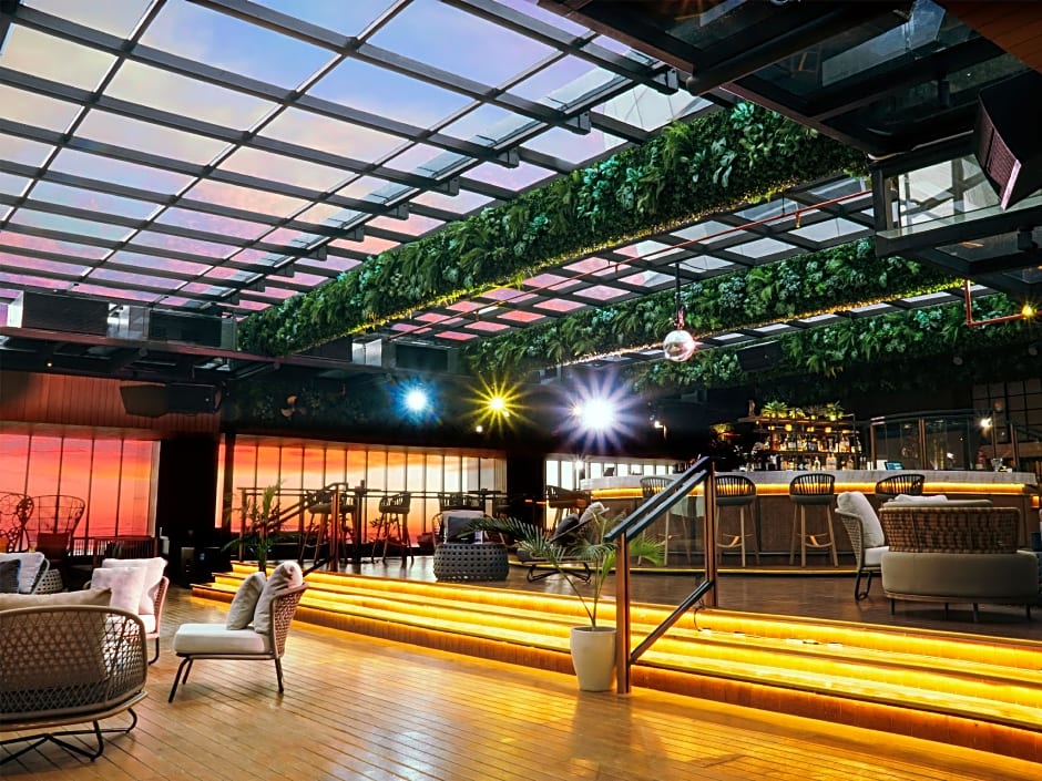 DoubleTree by Hilton Surabaya