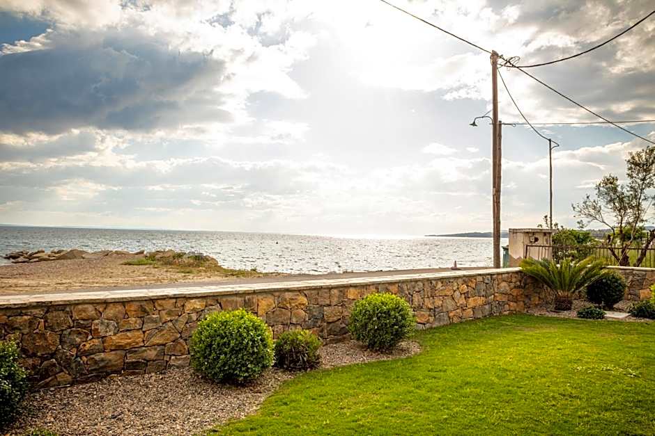 Royalty Suites Seaside