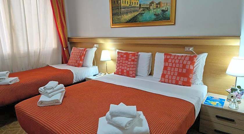 HOTEL TiTO