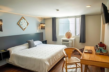 Upgrade to B Urban King Bed