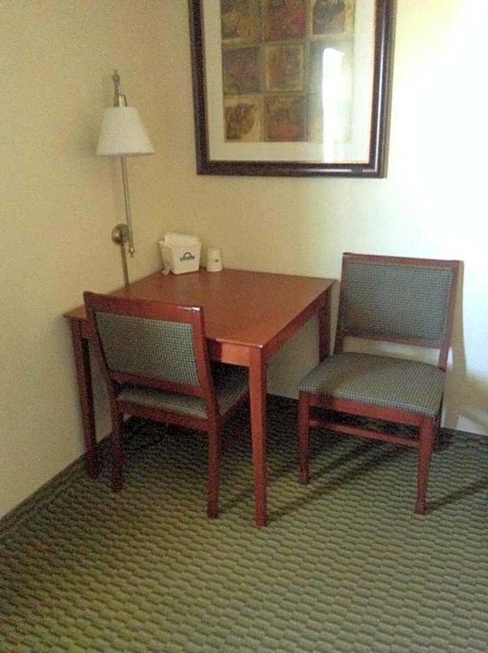 Days Inn by Wyndham Carroll