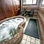 Clover Creek Inn