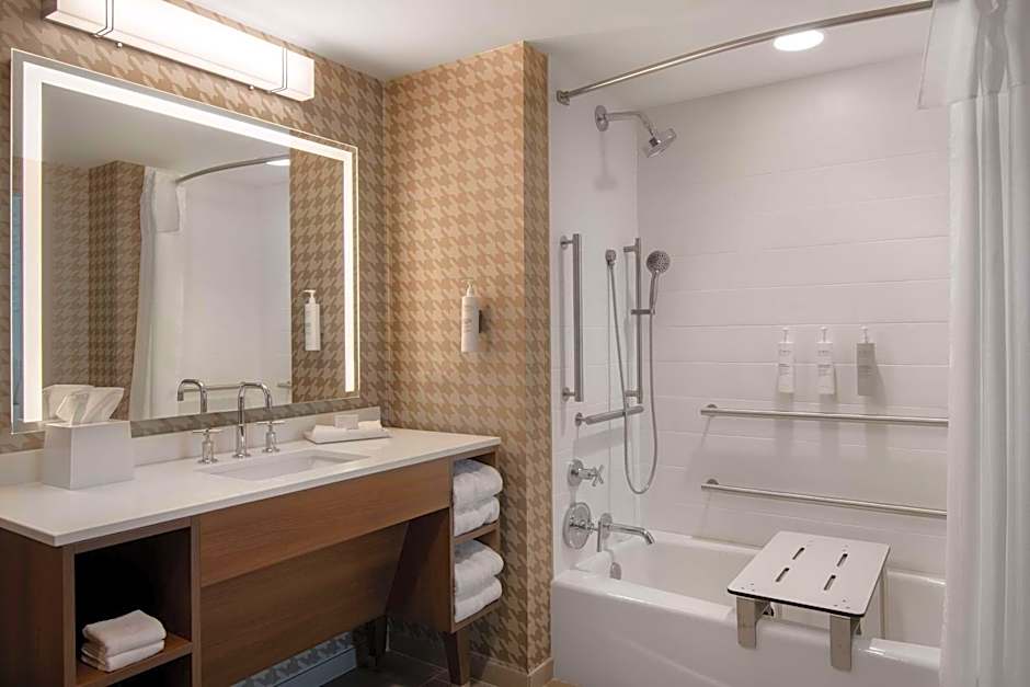 Home2 Suites by Hilton Jacksonville Downtown