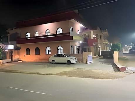 Hotel Gajendra Niwas Sun-city