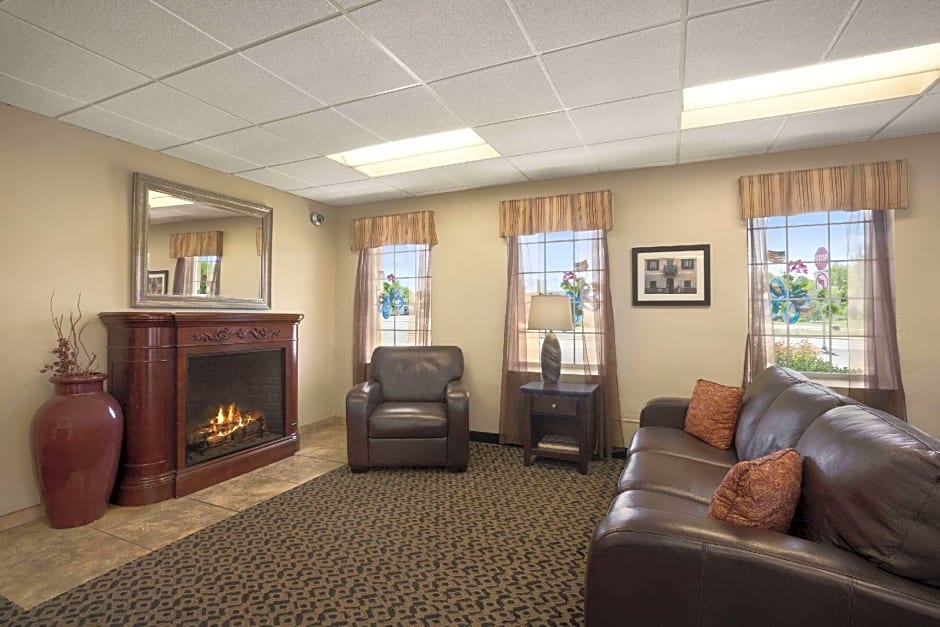 Days Inn by Wyndham Montrose