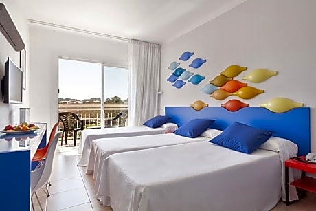 Double Room - 2 Adults + 1 Child Full-board