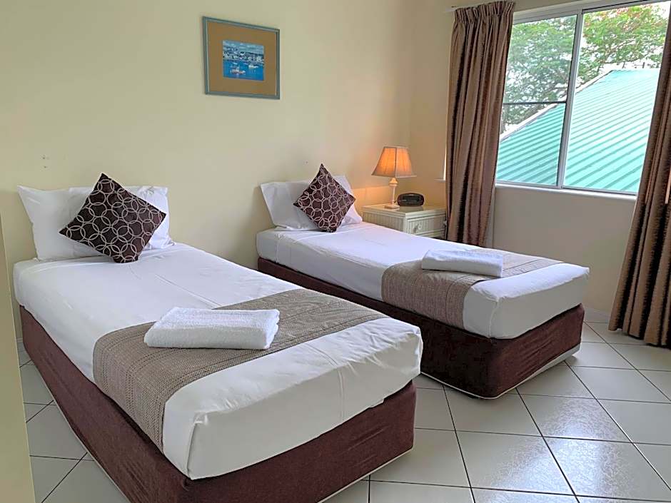 Koala Court Holiday Apartments