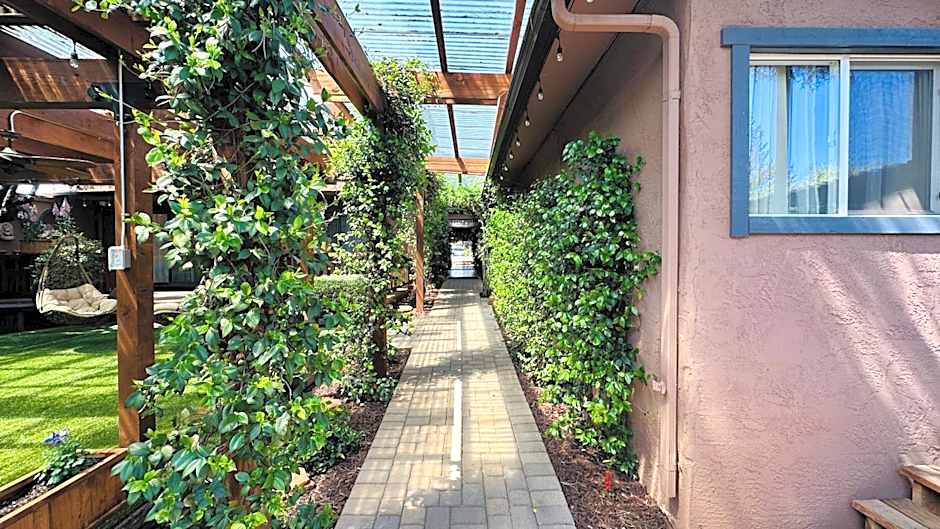 Lantern Light Inn - Romantic Getaway