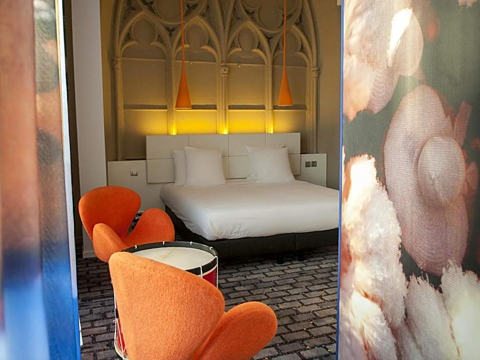 Martin's Dream Hotel