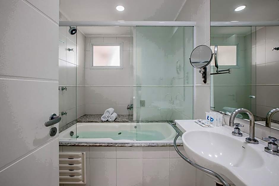 Oceania Park Hotel Spa & Convention by RB Hotelaria