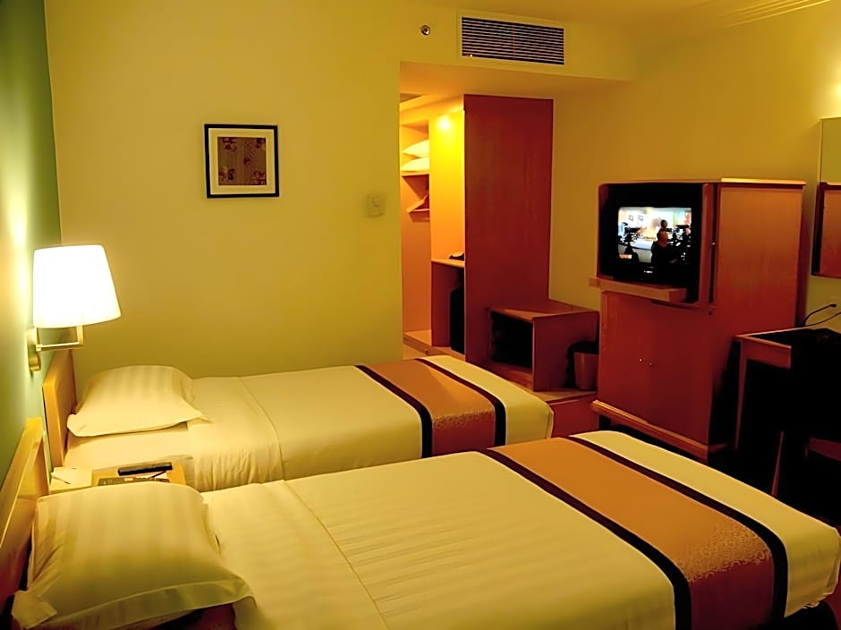 Tang Dynasty Bay Hotel Sepanggar